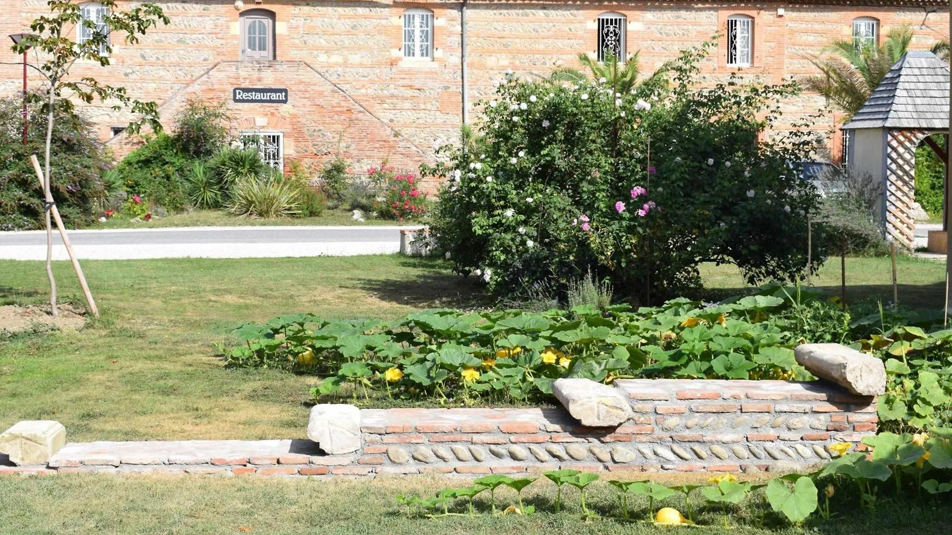 Domaine De La Terrasse Apartment Carbonne