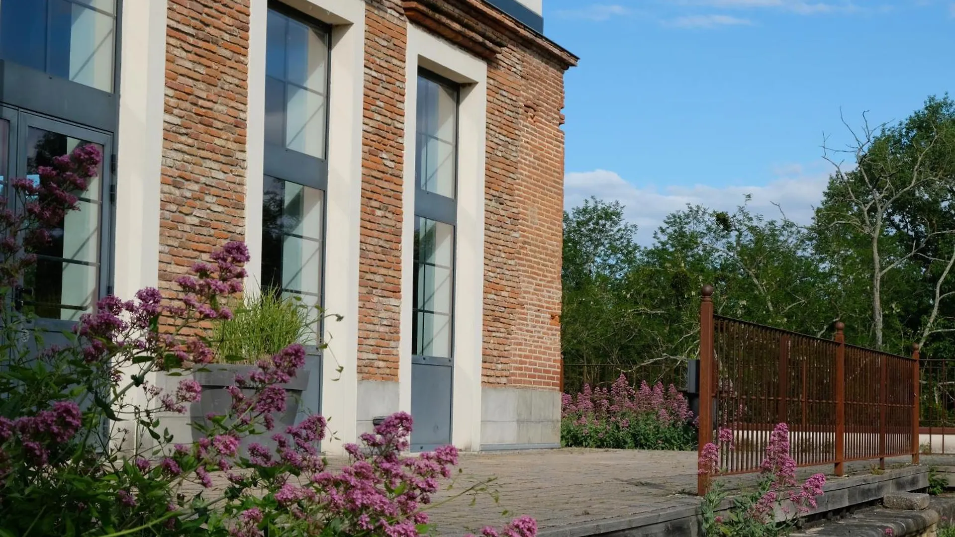 Domaine De La Terrasse Apartment Carbonne